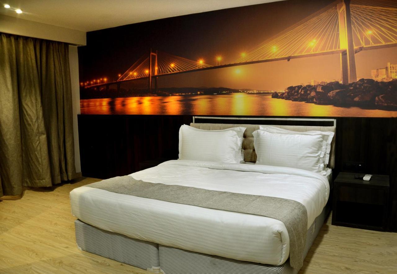 Noxx Residency Hotell Hāora Exteriör bild