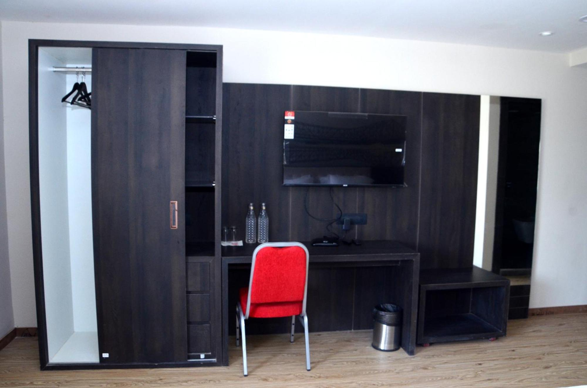 Noxx Residency Hotell Hāora Exteriör bild